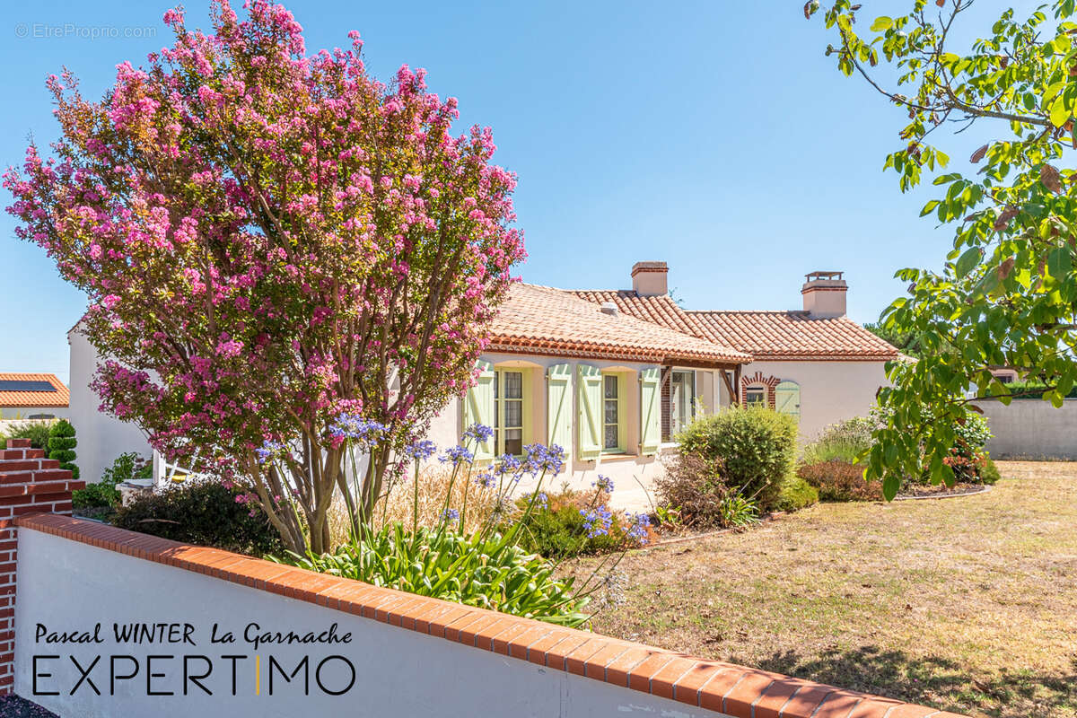Maison d'architecte 135m2, 3 chambres + annexe 125m2 - photo 2