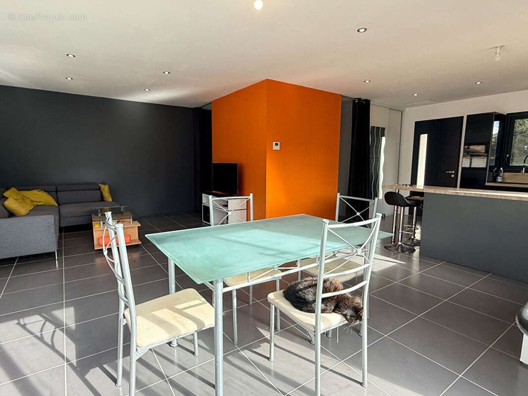 Maison plain pied récente - photo 3