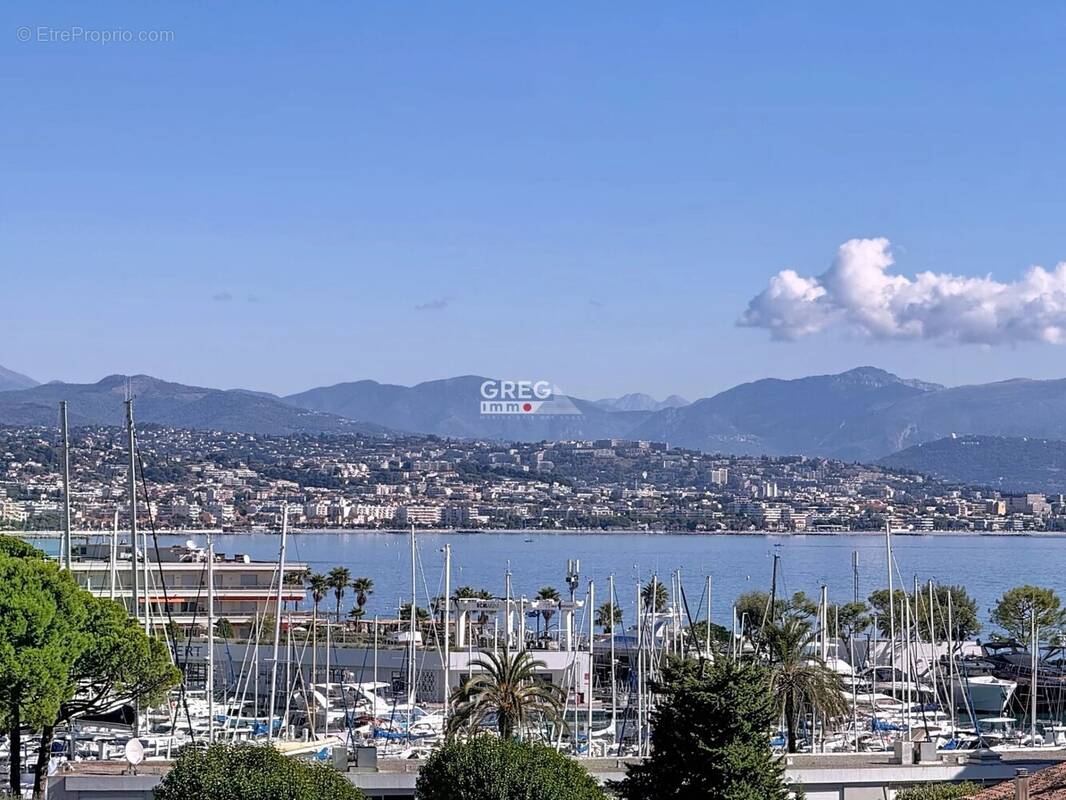 Appartement à VILLENEUVE-LOUBET