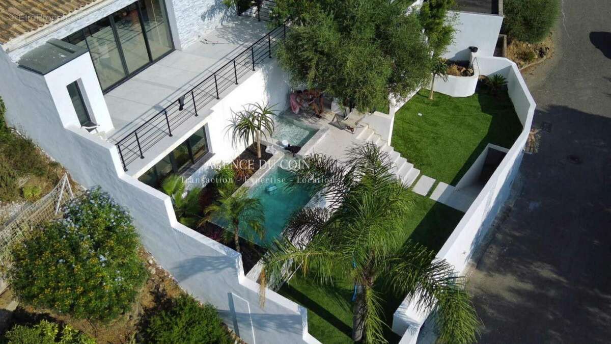 Maison à LE LAVANDOU