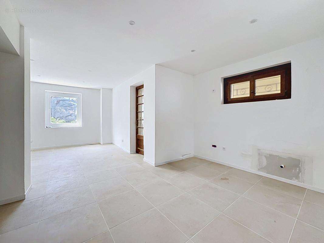 Appartement à SCIONZIER