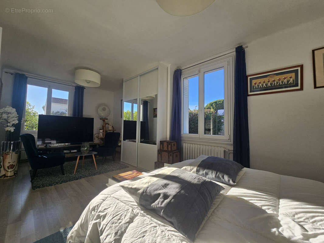 Grande maison composée de 2 appartements - 34400 - Lunel - photo 10