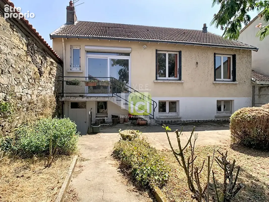 Maison à fort potentiel , atelier 60 m² , jardin ,combles aménageables - photo 2
