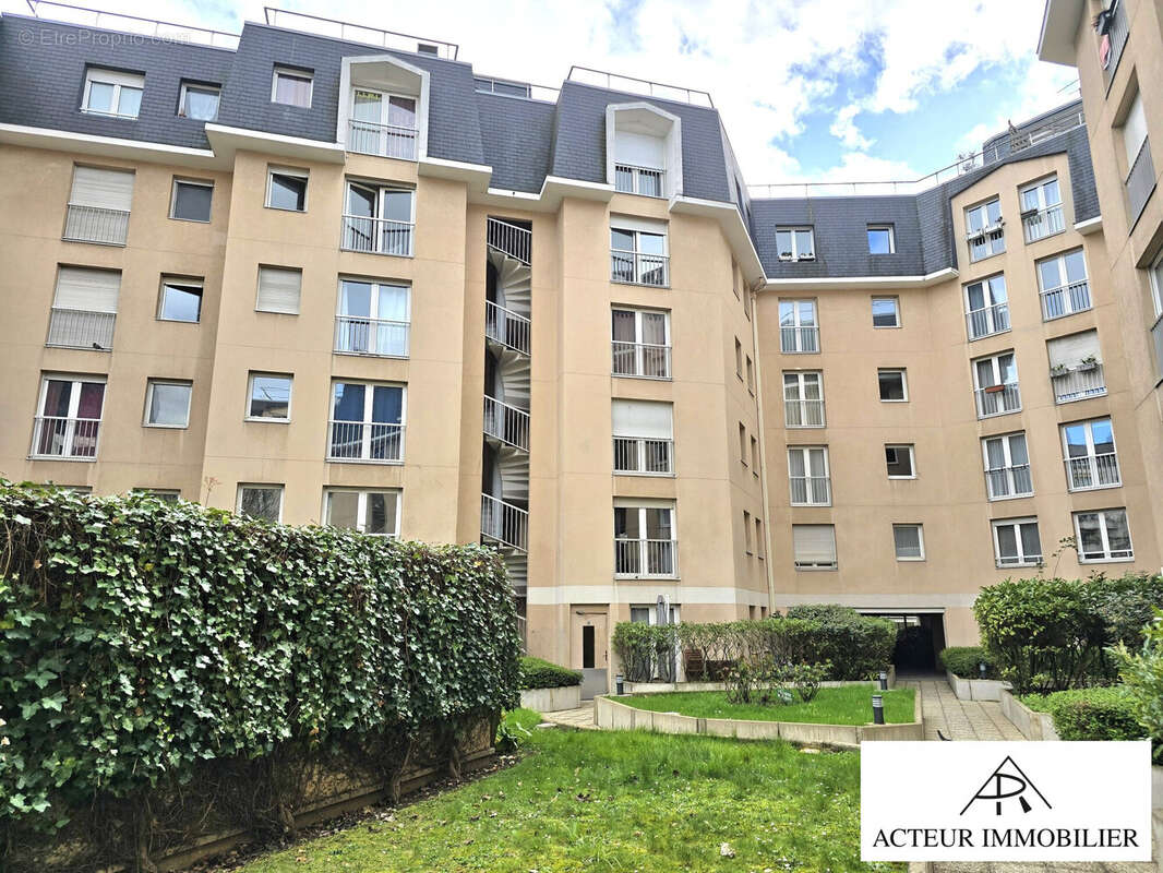 Appartement à PUTEAUX