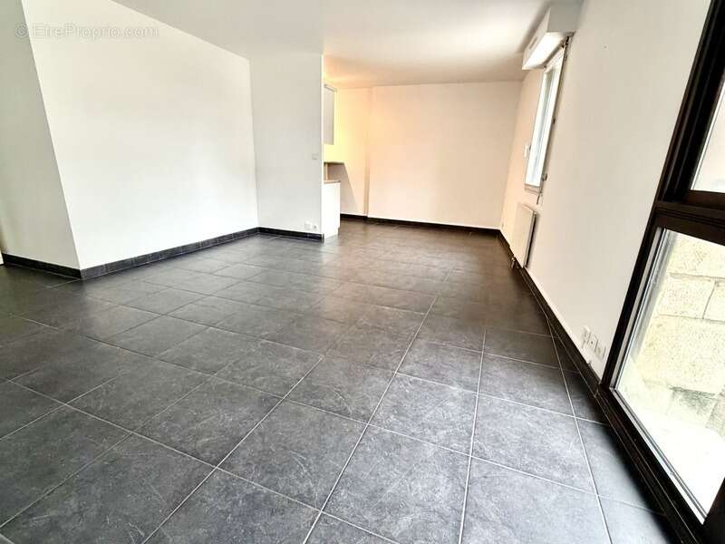 Dpt Finistère (29), à vendre BREST Appartement 73.70 m² COAT AR GUEVEN - MORVAN - photo 2