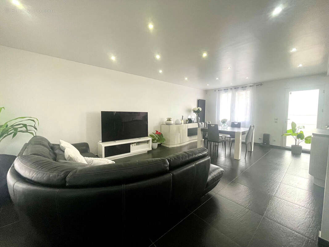 Maison Bezons 6 pièces 135.13m² - photo 2