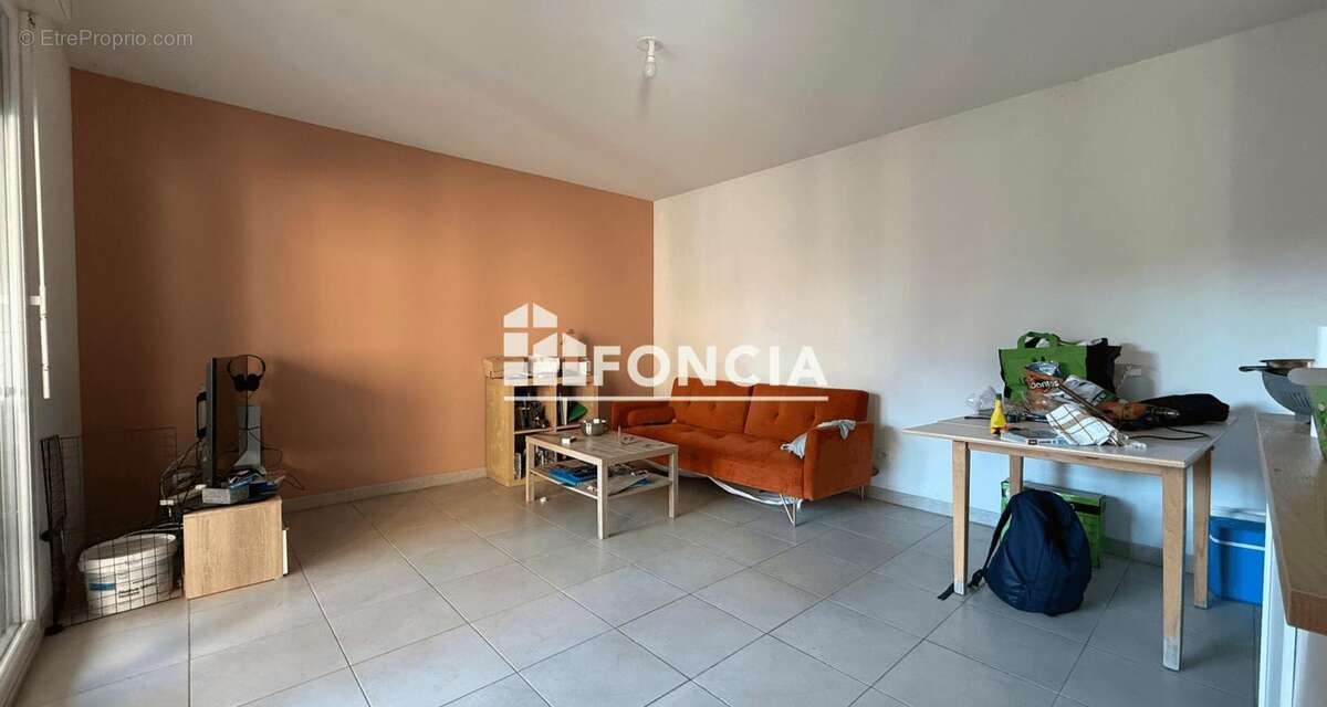 Appartement à COGOLIN