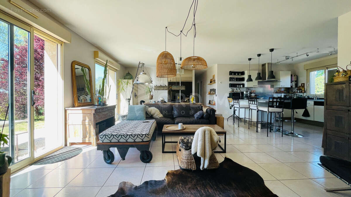 Maison à FLOGNY-LA-CHAPELLE