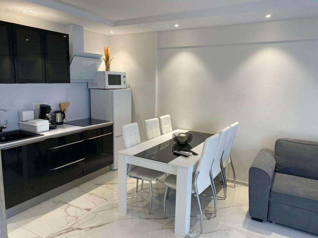 Cannes banane beau t2 refait à neuf + terrasse 13m2 - photo 3