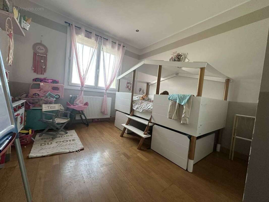 Pavillon familial 143m² - photo 8