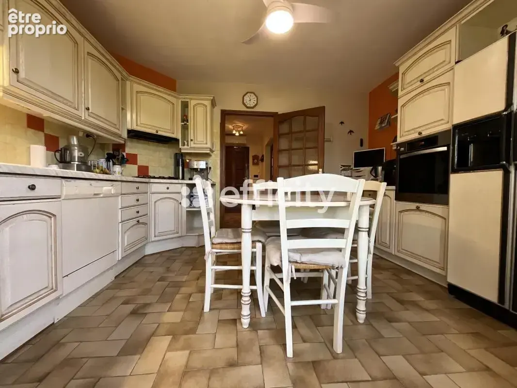 Maison 7 pièces 167 m² à vendre à Privas (07000) - photo 9