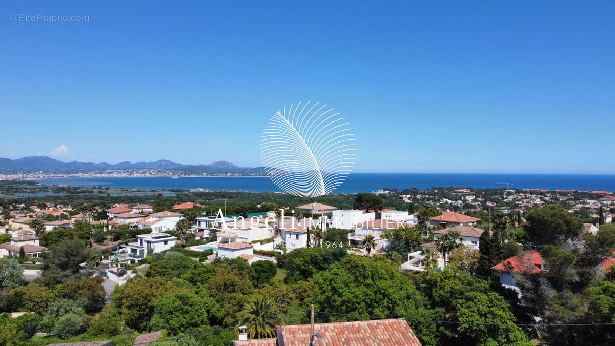Maison à FREJUS