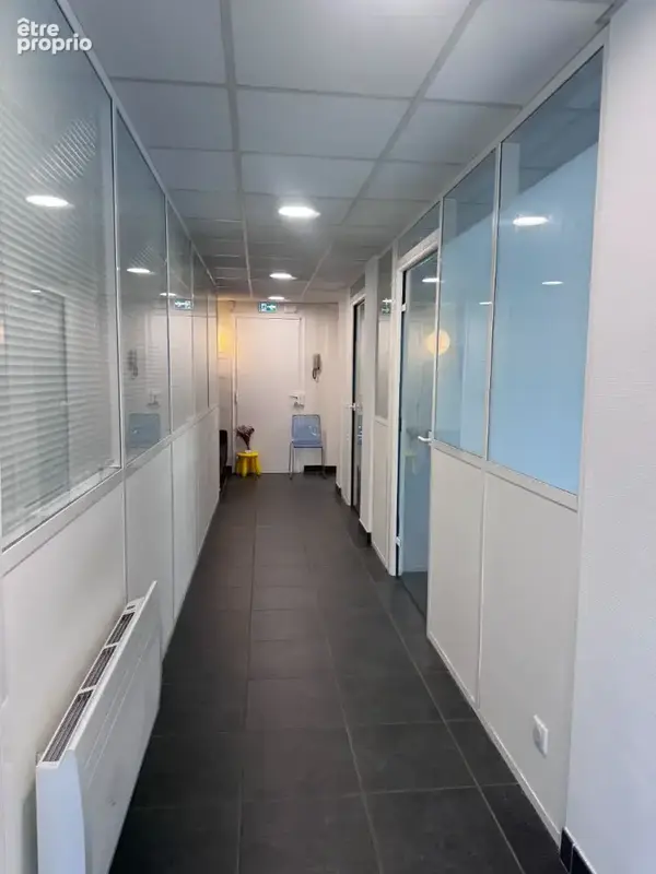 Local commercial Besancon 127 m2 - photo 5