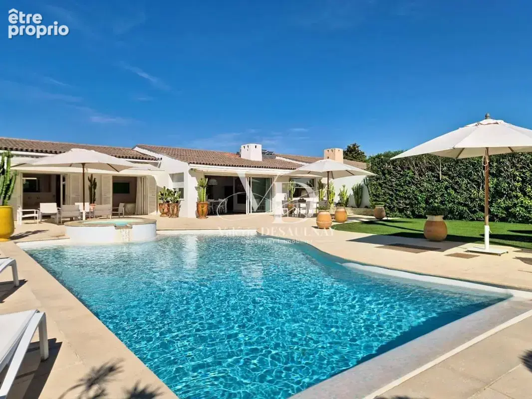 Maison à VILLENEUVE-LOUBET