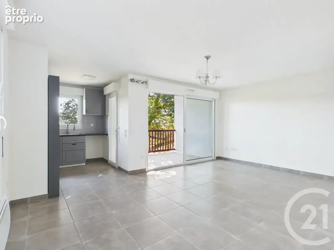 Appartement 4 pièces 70 m² à vendre à Larressore (64480) - photo 2