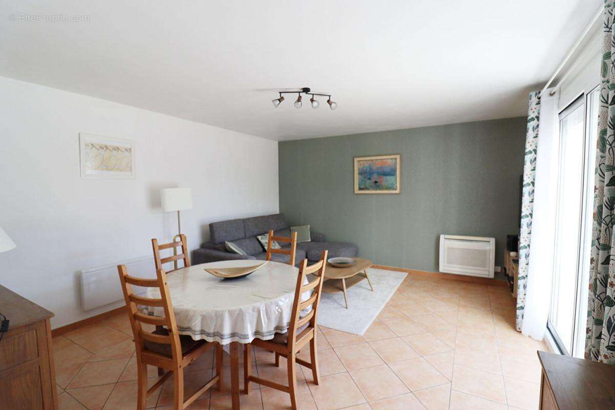 Maison à MORIERES-LES-AVIGNON