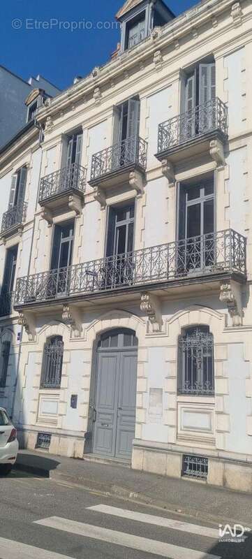 Photo 6 - Commerce à TARBES