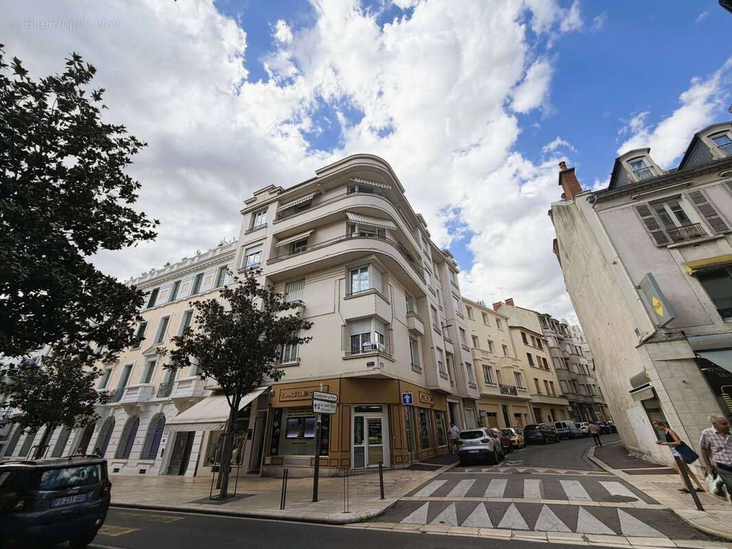 Exclusivite appartement de caractere coeur de ville - photo 17