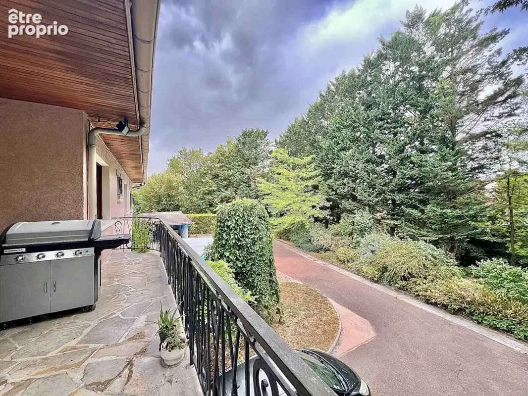 Maison 7 pièces 183 m² à vendre à Pont-De-Cheruy (38230) - photo 4