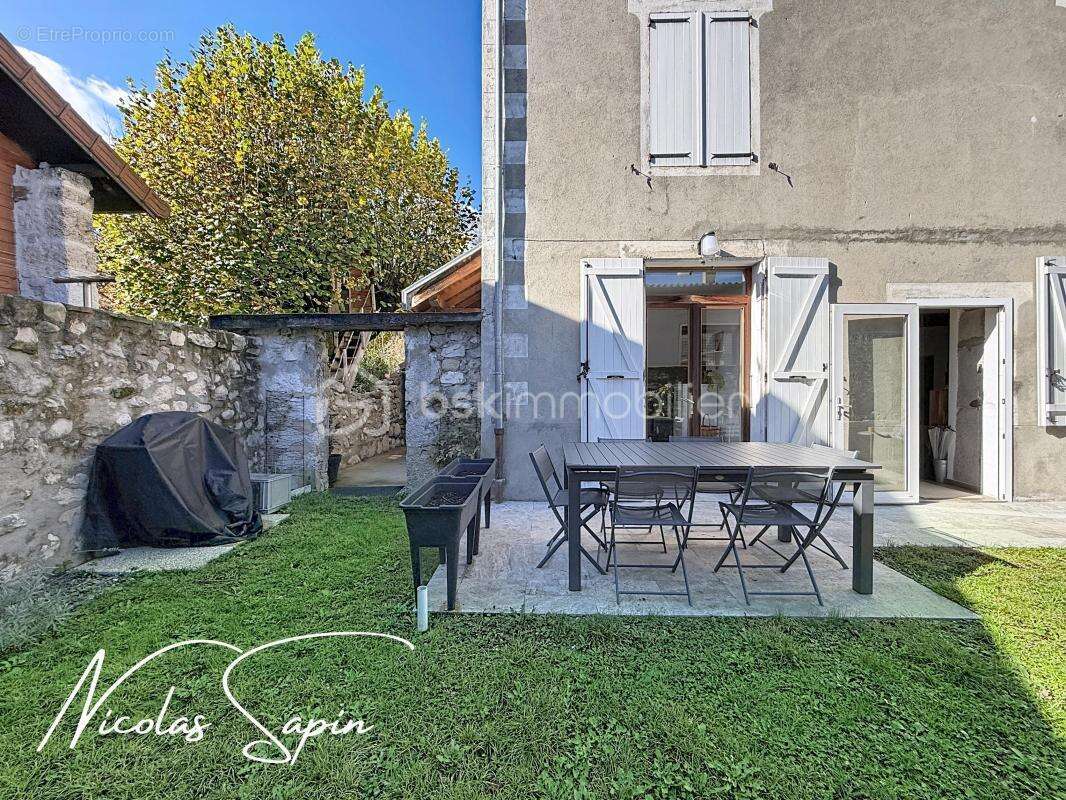 Appartement à VARCES-ALLIERES-ET-RISSET