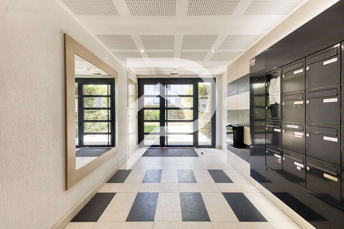 Appartement à COLOMBES