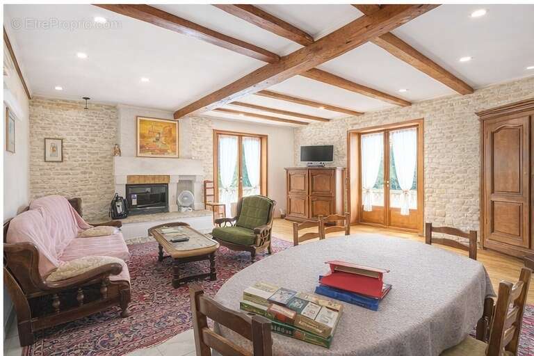 Maison 158 m² à Chassors  - photo 164