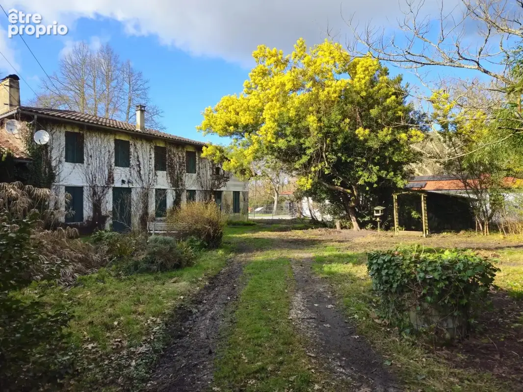 MIOS Maison ancienne 1877 à rénover  3000 m² de terrain - photo 5