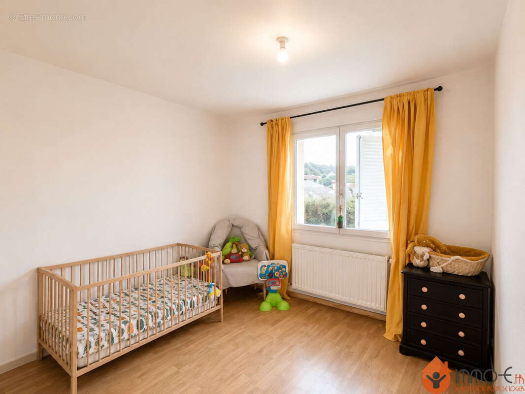 Maison 170 m² à Mareuil-Les-Meaux  - photo 7