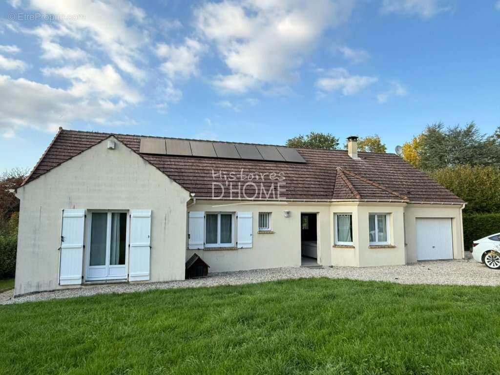 Maison à ROZAY-EN-BRIE