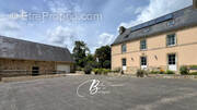Maison à LOCRONAN