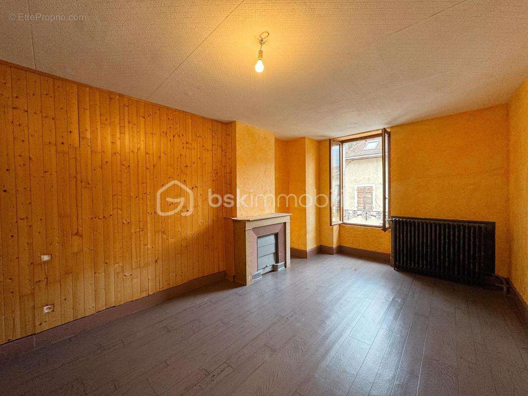 Appartement à SEYSSEL