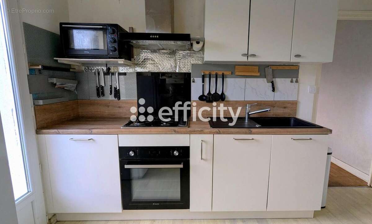 Maison à L'ISLE-D'ESPAGNAC