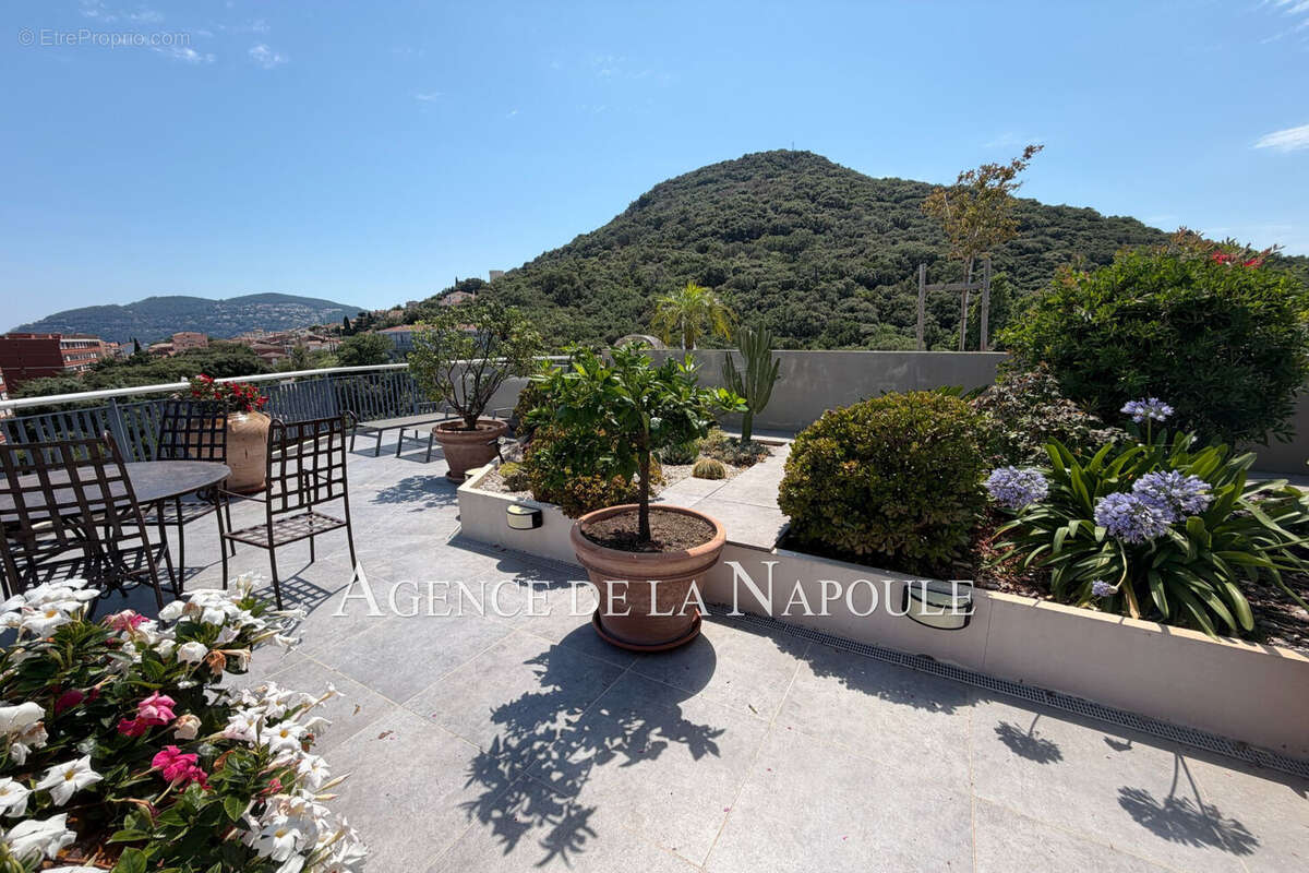 Appartement à MANDELIEU-LA-NAPOULE