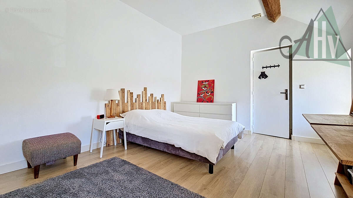 Maison à LIVERDY-EN-BRIE