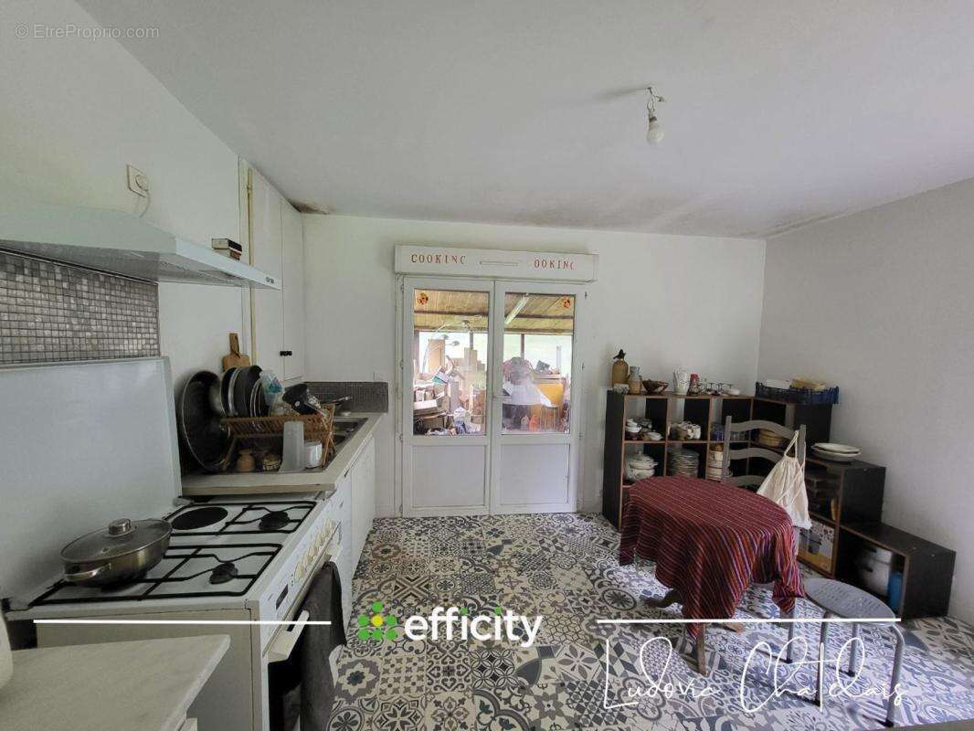 Maison 300 m² à La Chapelle-Chaussee  - photo 26
