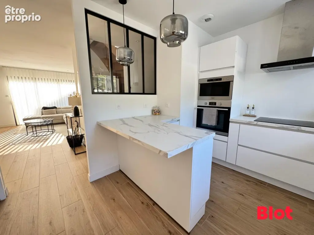 Maison 5 pièces 95 m² à vendre à Guichen (35580) - photo 6