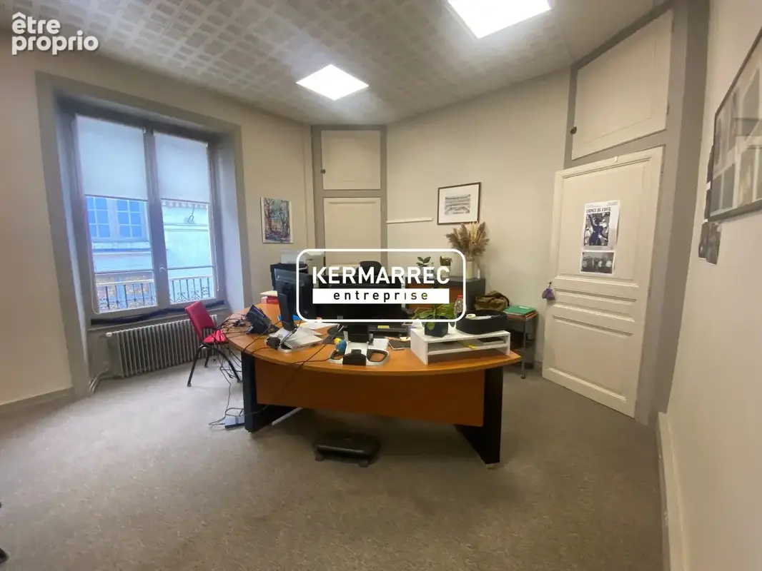 Commerce 741 m² à Rennes  - photo 9