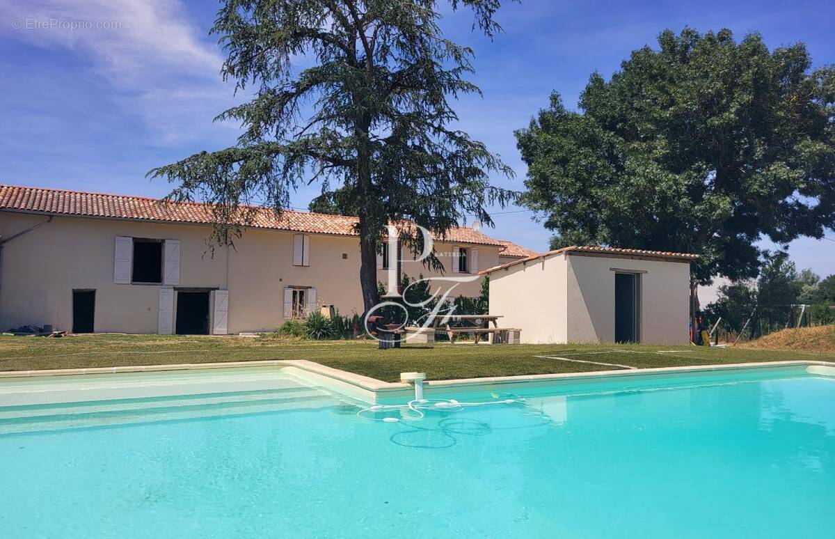 Maison à BRENS