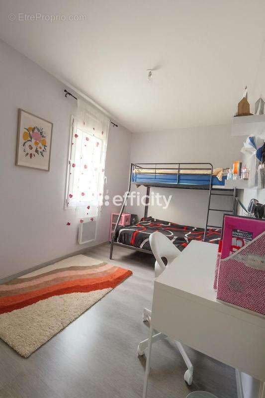 Maison 108 m² à Neuville-De-Poitou  - photo 13