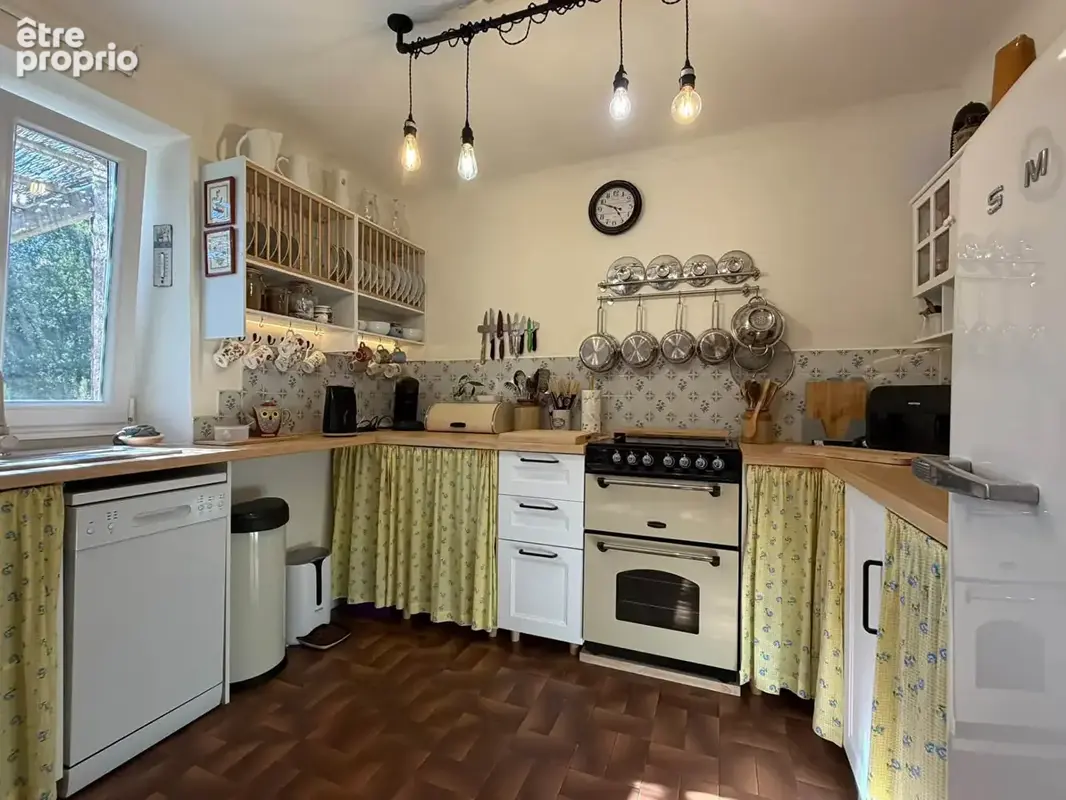 Maison HAUTE-VIENNE - Magnifique corps de ferme en pierre entièrement rénové avec grange et jardin de 3 612 m²essines Sur Gartem - photo 8