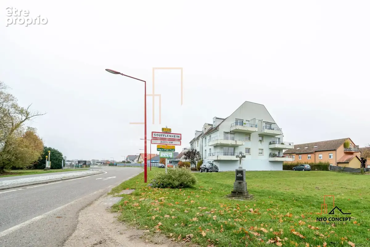 * SOUFFLENHEIM - Beau F3 à rafraichir avec cave, place de parking et garage ! * - photo 2