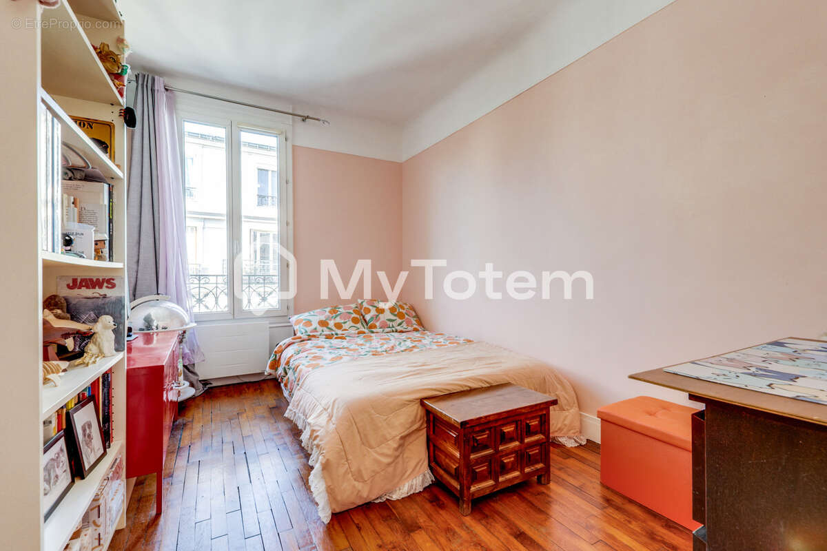 Appartement à CLICHY