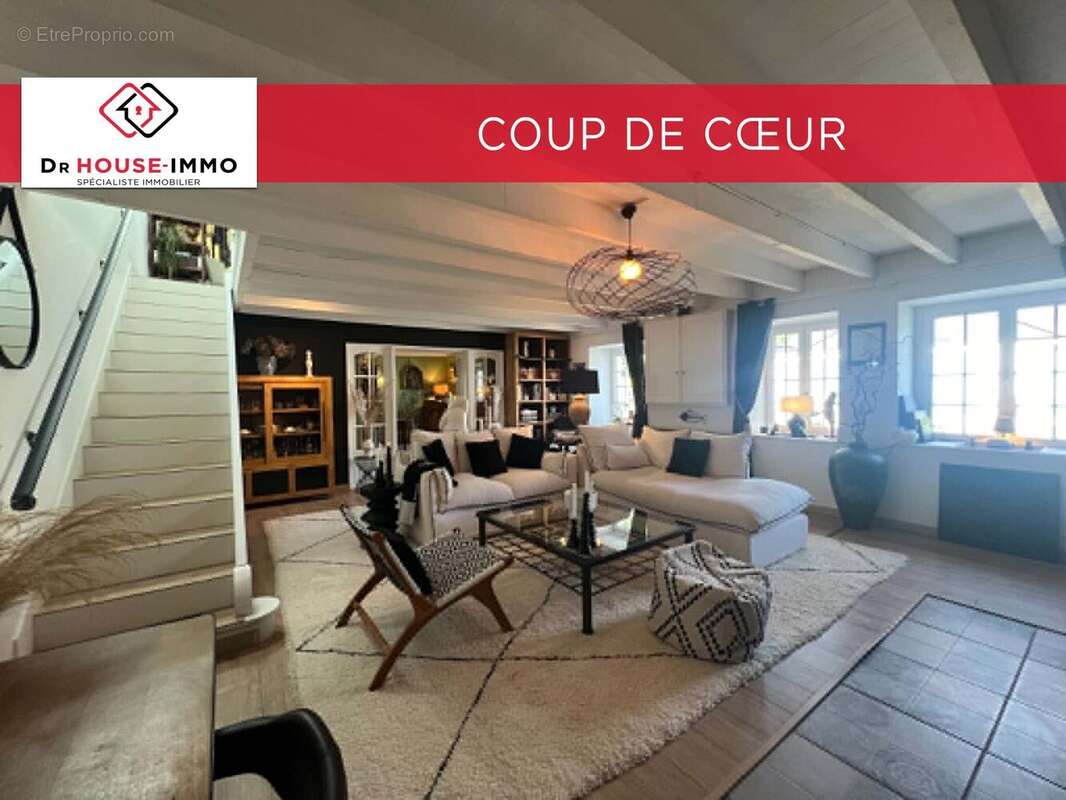 Maison 223 m² à Saint-Jacut-Du-Mene  - photo 9
