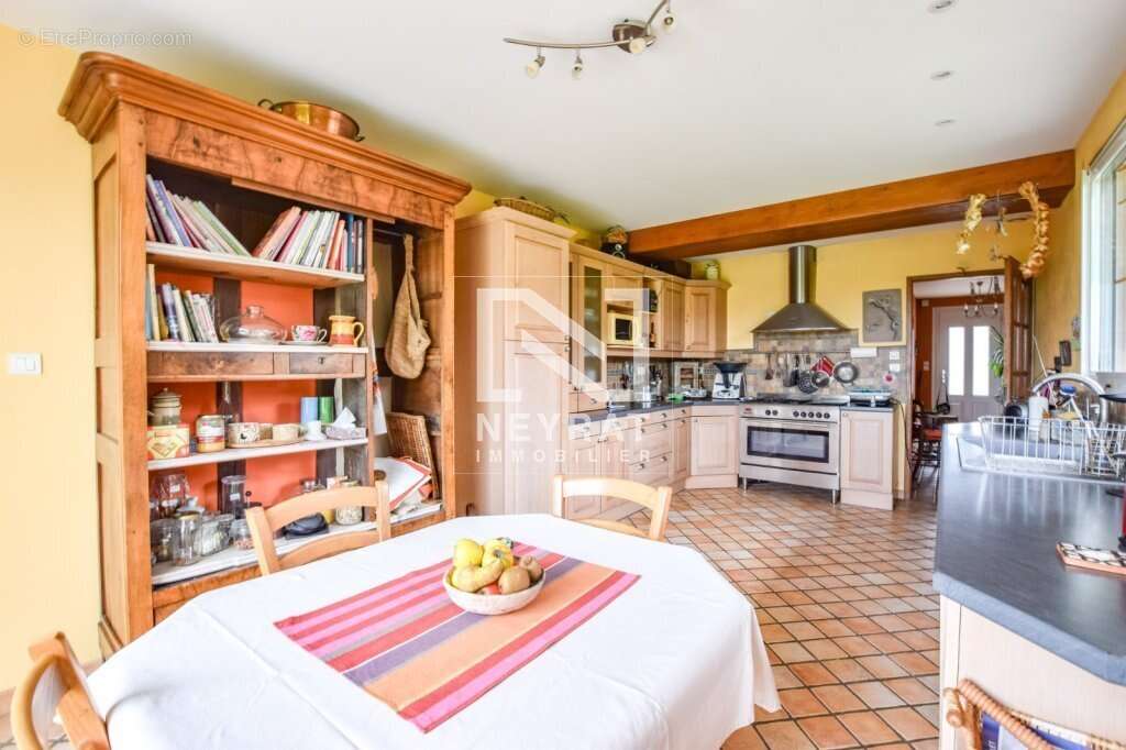 Maison à SAINT-MARTIN-SOUS-MONTAIGU