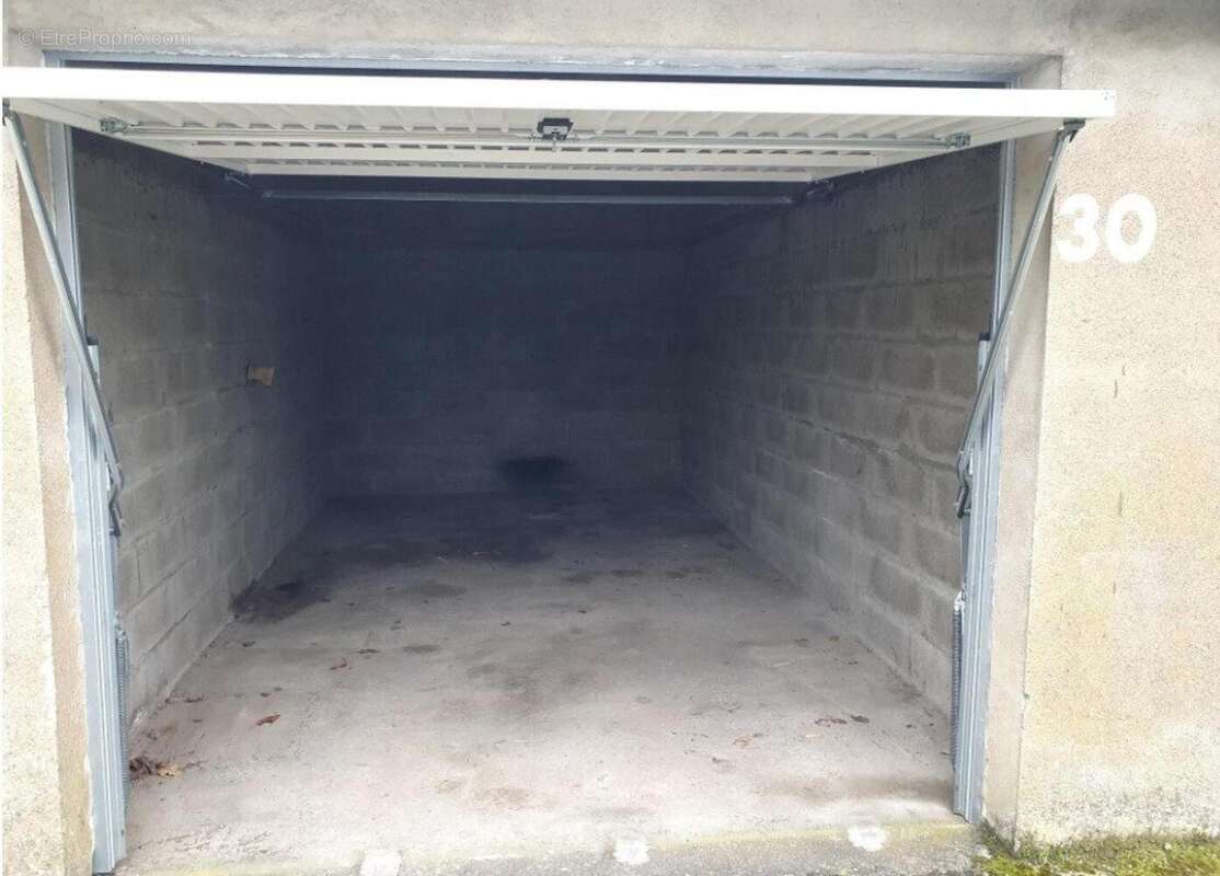 Photo 5 - Parking à NANTES