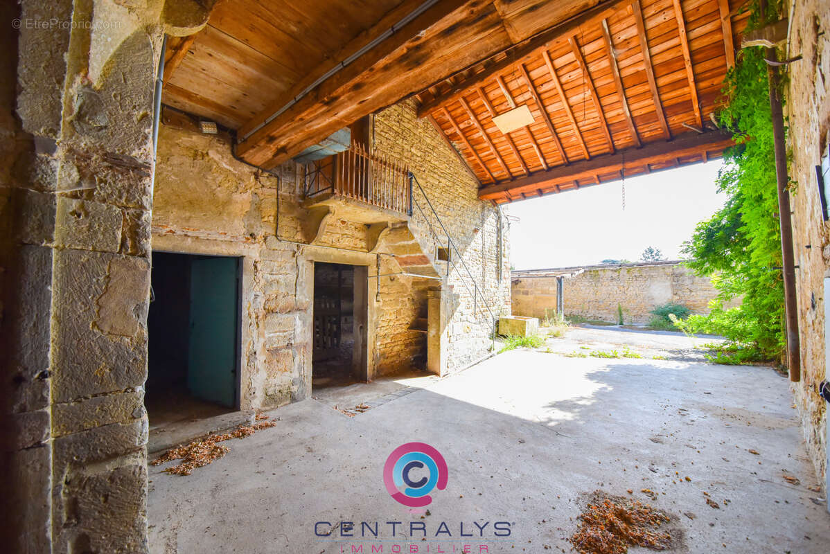 Maison à SAINT-DIDIER-AU-MONT-D&#039;OR