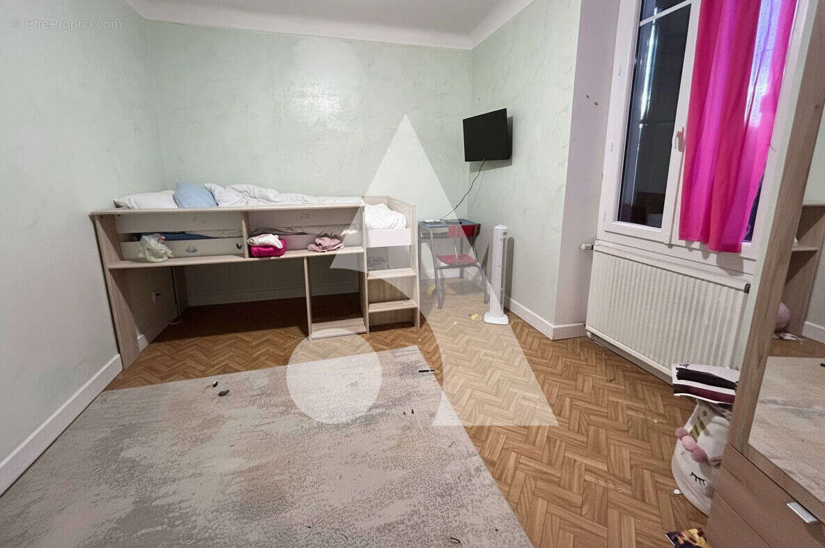 Maison à ANGLARS-JUILLAC