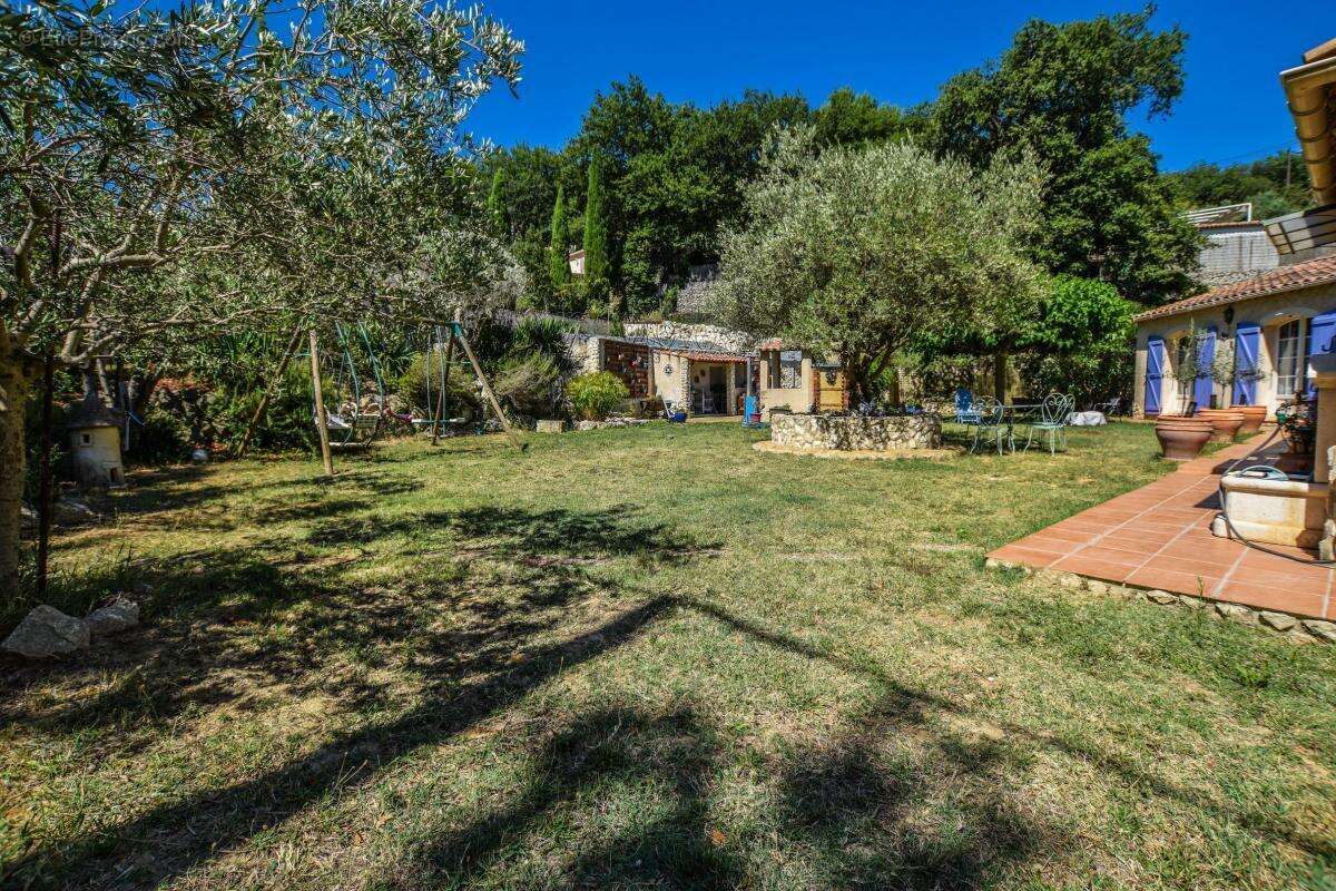 Havre de paix avec piscine à rochefort-du-gard – 185 m² d'exception - photo 13