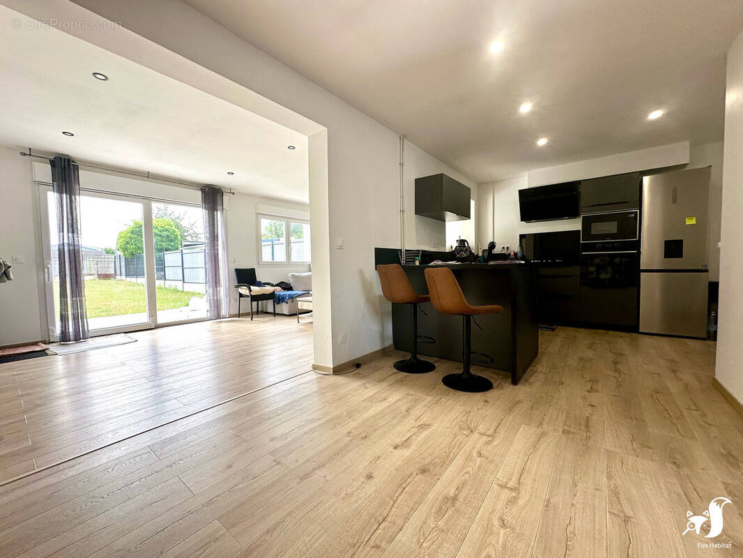 Maison à NEUVILLE-SAINT-REMY