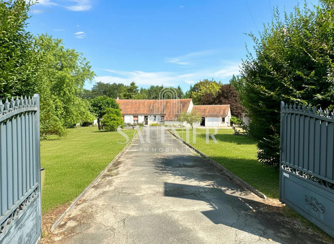 Le-Controis-en-Sologne (FRESNES) - Propriété de plain-pied avec piscine - photo 25